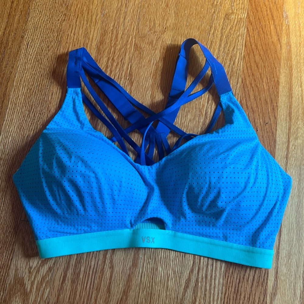 VS Sports Bra